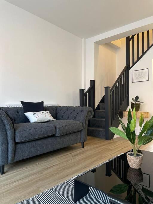 Modern 2 Bedroom House * Cleethorpes